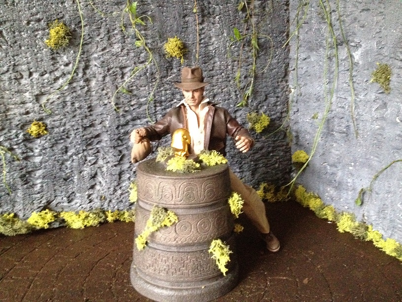Diorama Indiana Jones Hot Toys ( Terminé ) Img_0360-36ac146