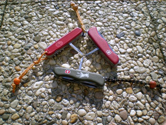 Petit comparatif de trois modèle de Victorinox Dscn6489-369915f